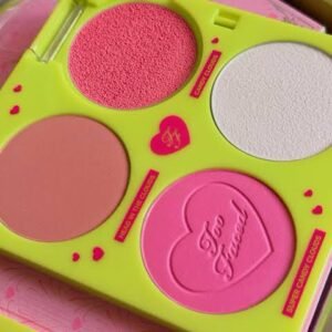 Too faced fairytale crush Blush & highlighter